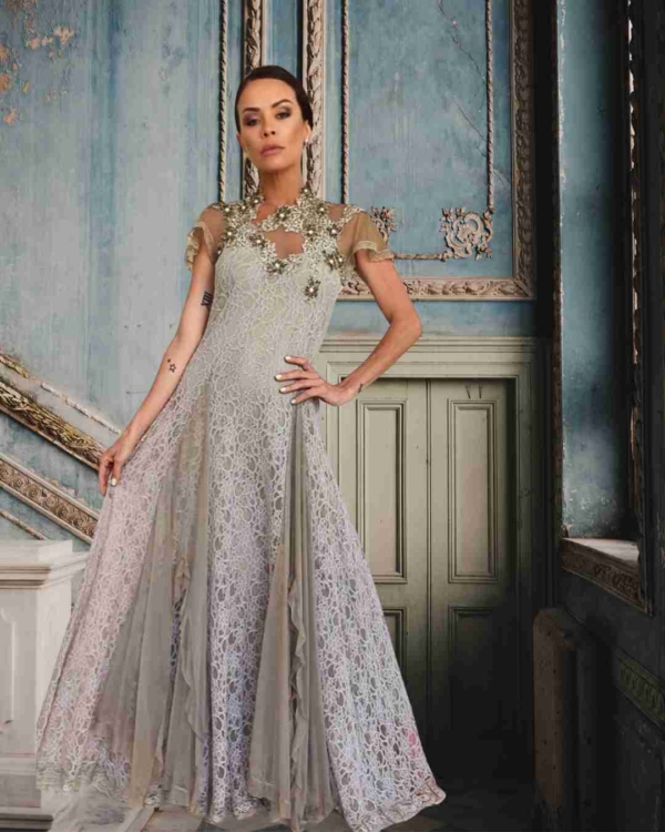 vestido de renda bordado saia nesgas - Imagem 9