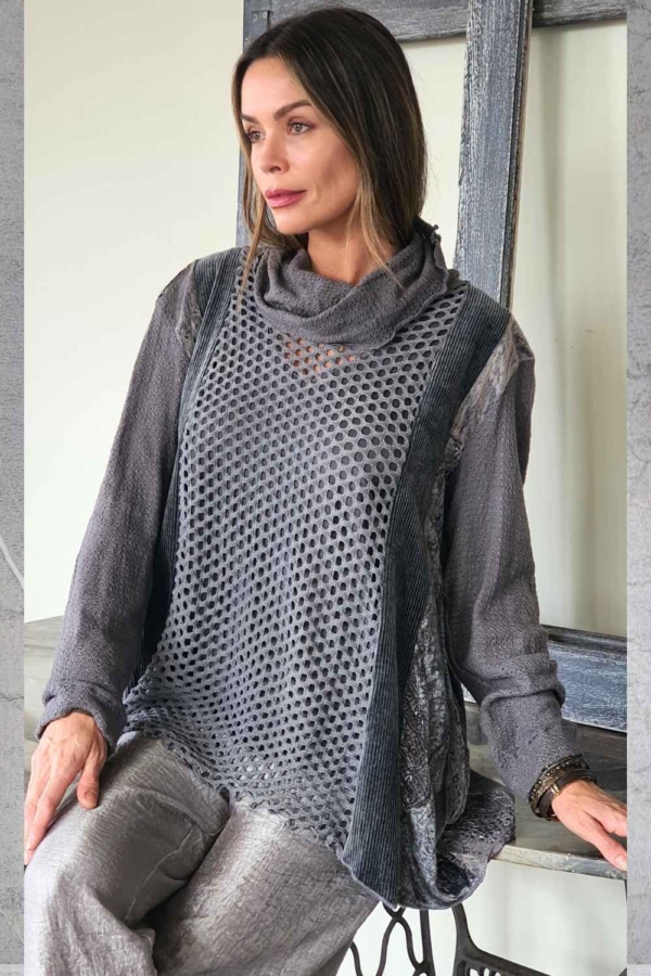 blusa malha tricot vazado gola role - Image 4