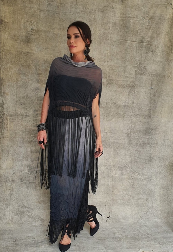 Conjunto de saia e blusa franjas