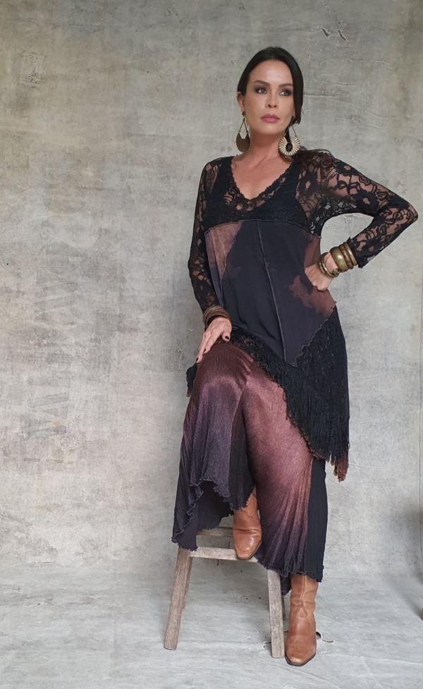 Conjunto saia longa e blusa assimétrica de franjas - Image 4