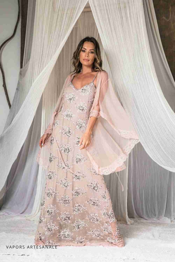 vestido longo de festa todo bordado a mão