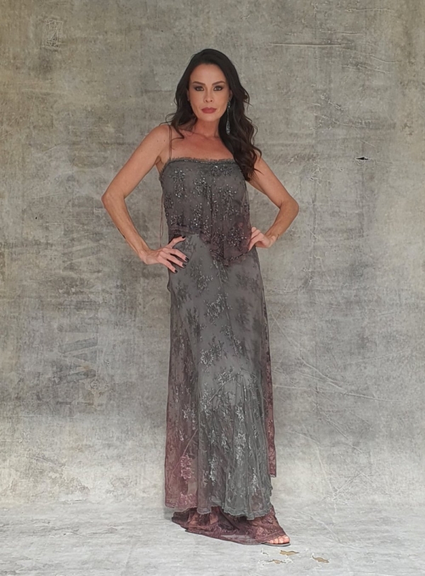 Vestido de festa renda bordada