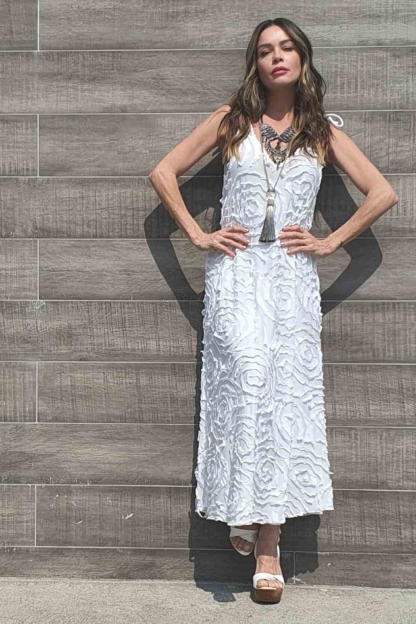 vestido longo branco malha arabescos