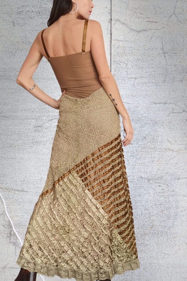 vestido longo rendas e fitas - Image 5