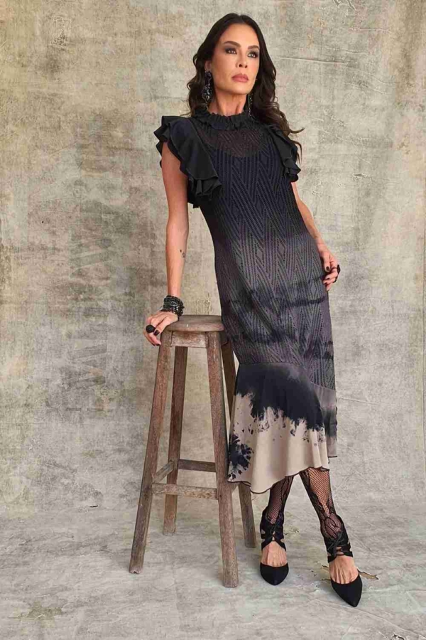 vestido midi egrade manguinha