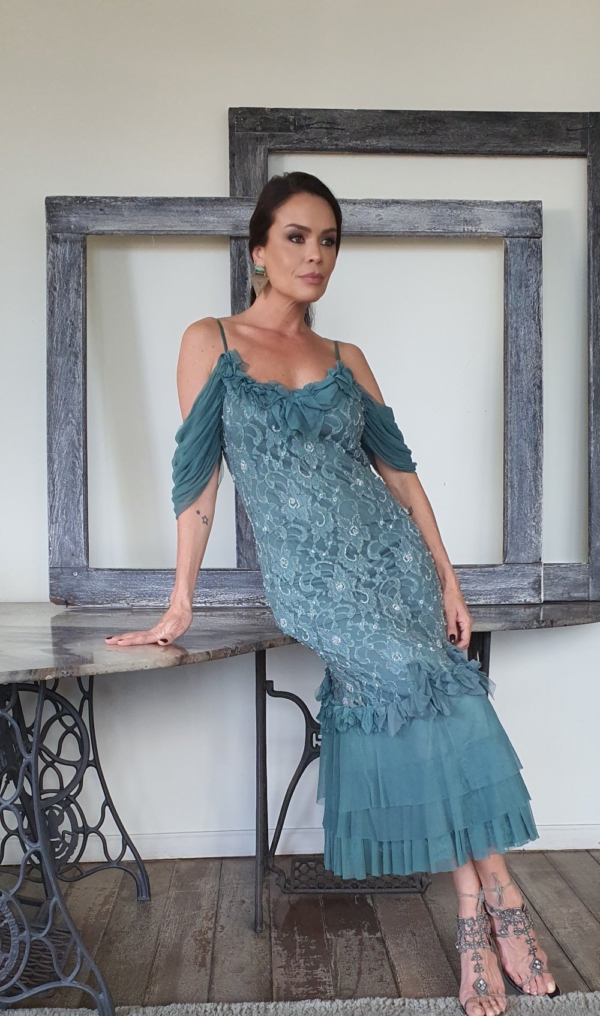 Vestido midi renda bordada - Image 2