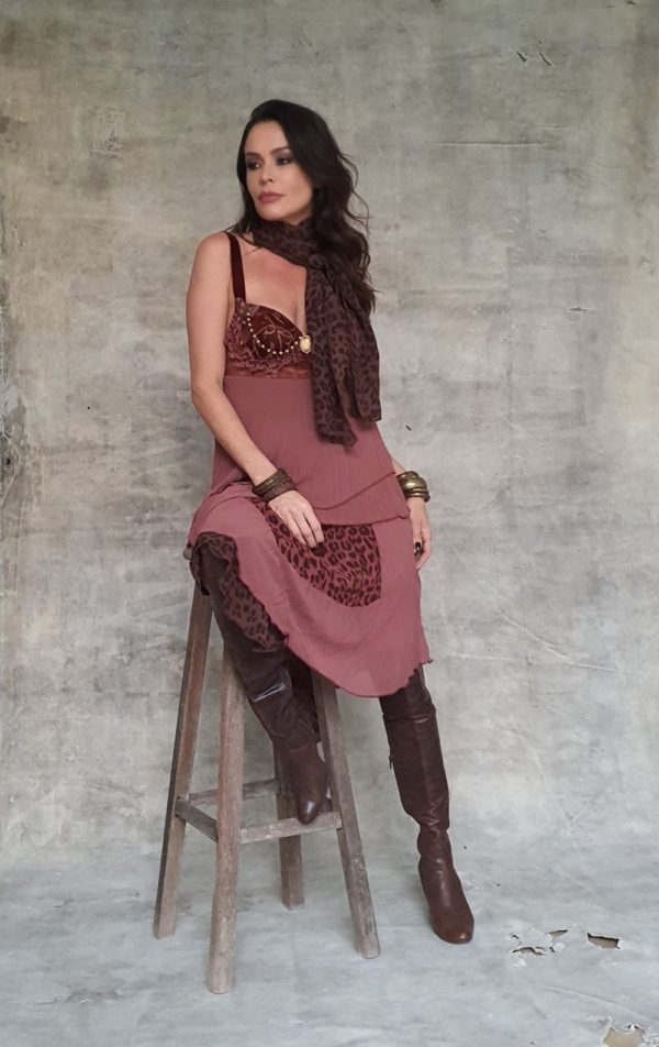 Vestido curto bojo animal print - Image 2