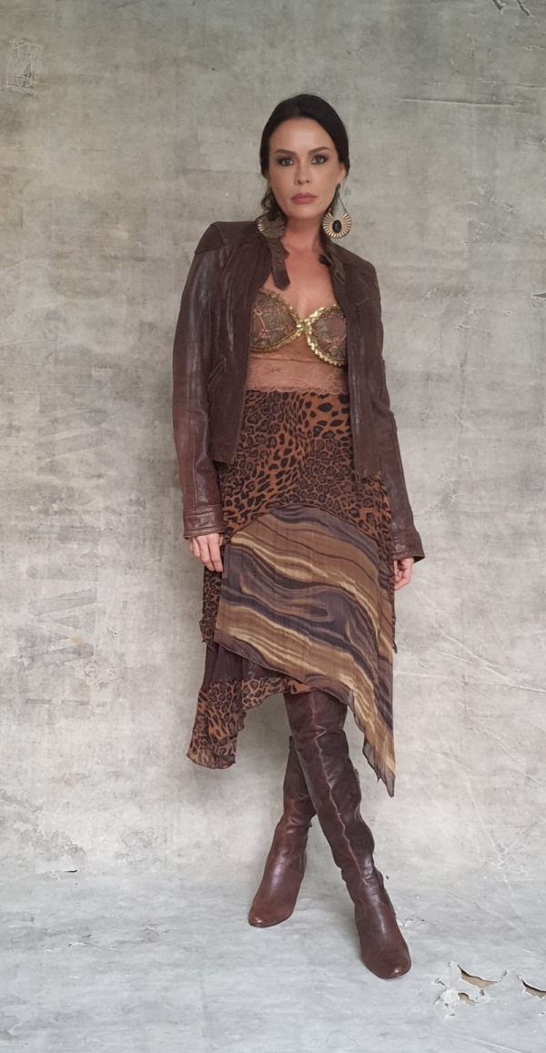 Vestido curto bojo onça - Imagem 2