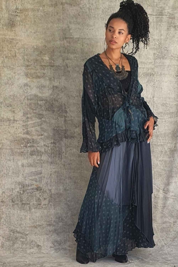 conjunto saia longa e casaquinho boho - Imagem 4