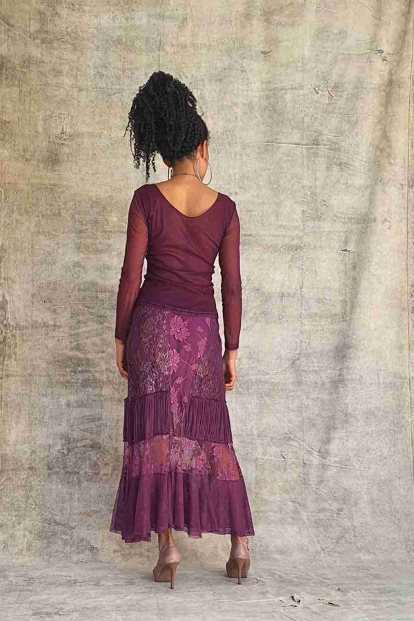 conjunto saia e blusa mix de  rendas - Imagem 6
