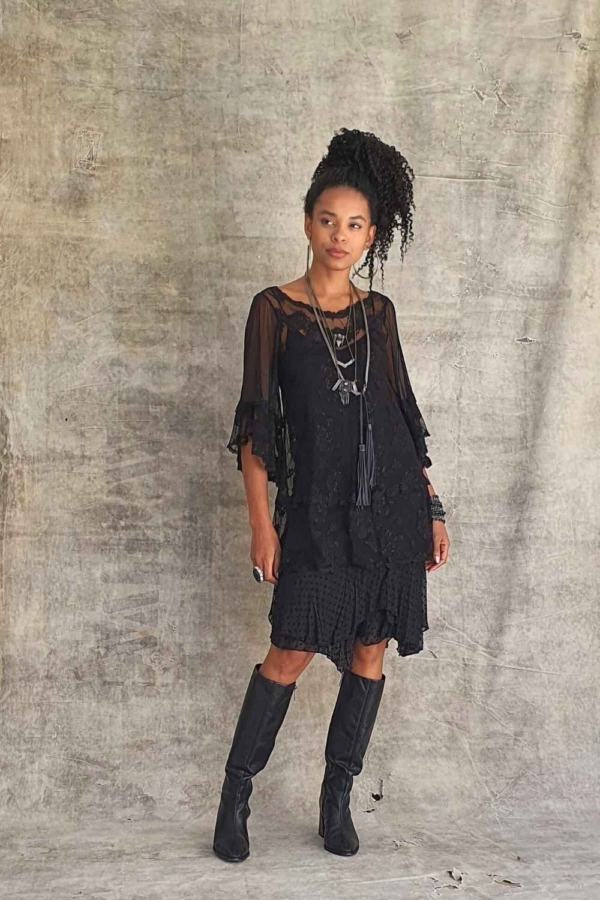 vestido curto de renda preto - Imagem 4