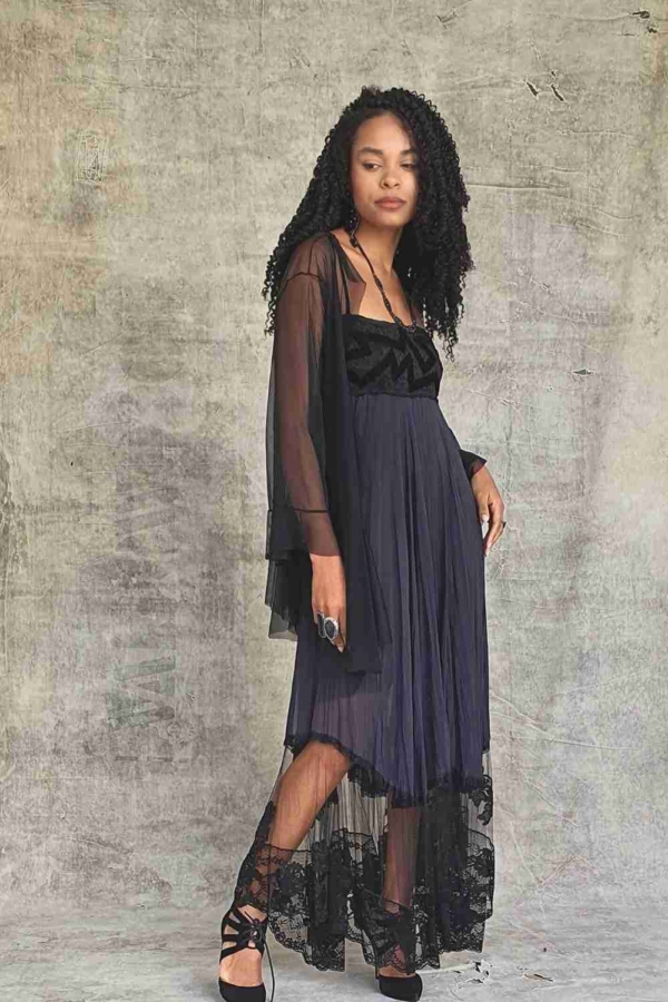 vestido longo alcinha acompanha casaco de tule - Imagem 5
