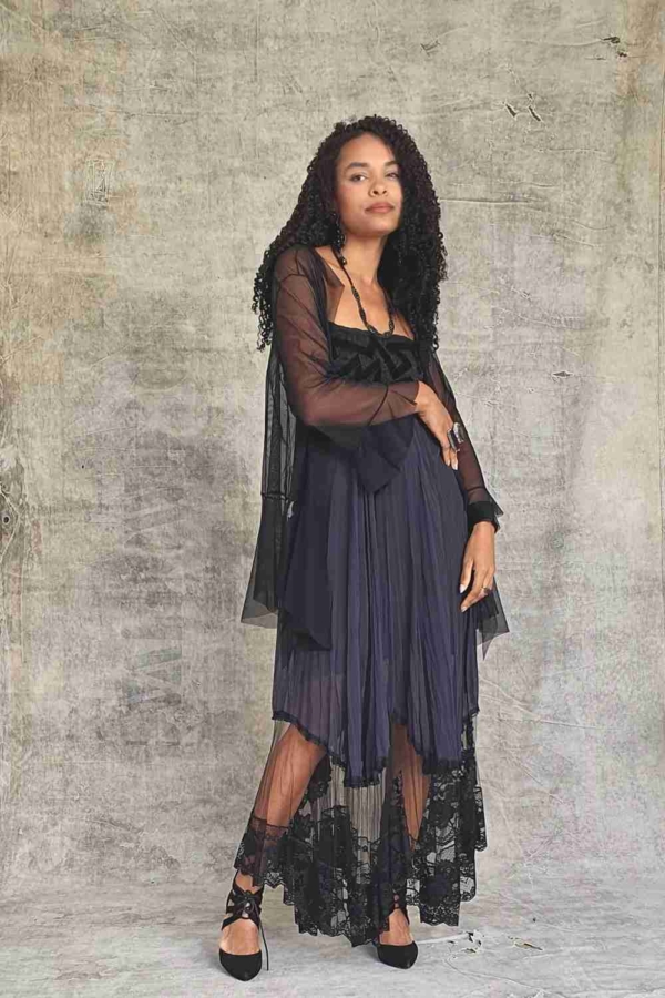 vestido longo alcinha acompanha casaco de tule - Imagem 6