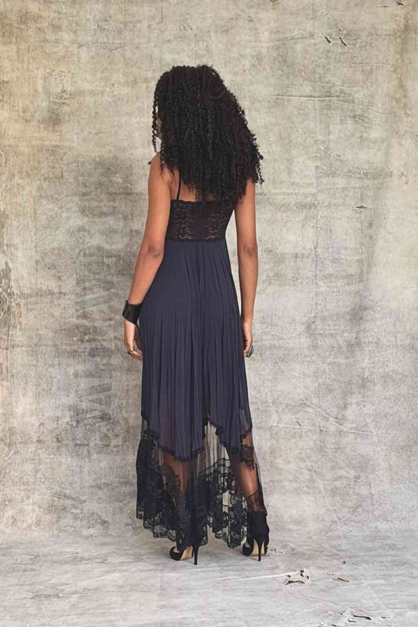 vestido longo alcinha acompanha casaco de tule - Imagem 2