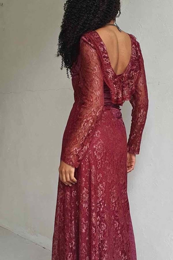 vestido longo renda fio dourado manga longa - Imagem 2