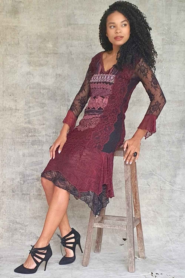vestido longuete mix de rendas boho