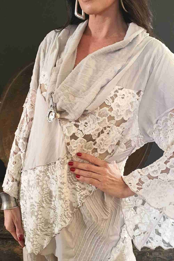 blusa renda algodão manga ampla gola boba