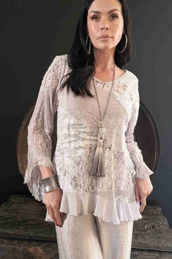 blusa renda patchwork nude
