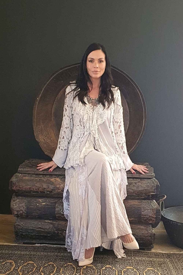 conjunto de saia e casaco renda off white