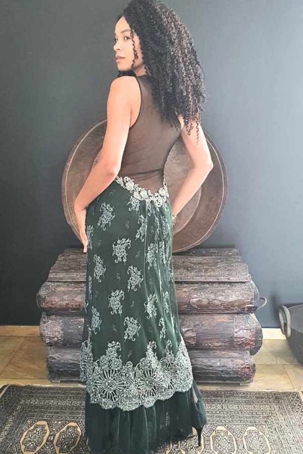 vestido longo renda um ombro só bordado a mão - Imagem 3
