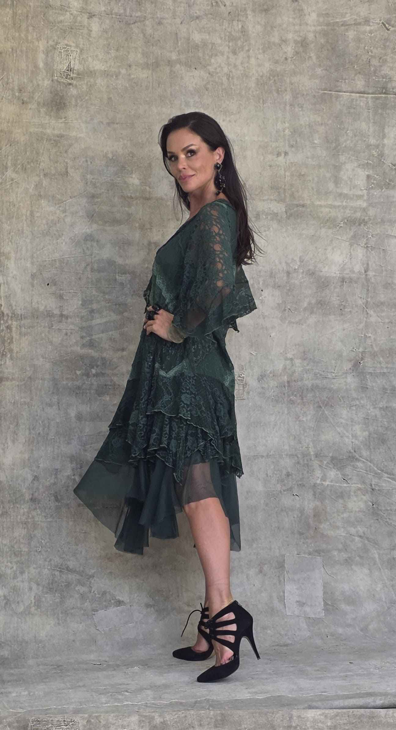 vestido midi renda despontado - Imagem 8