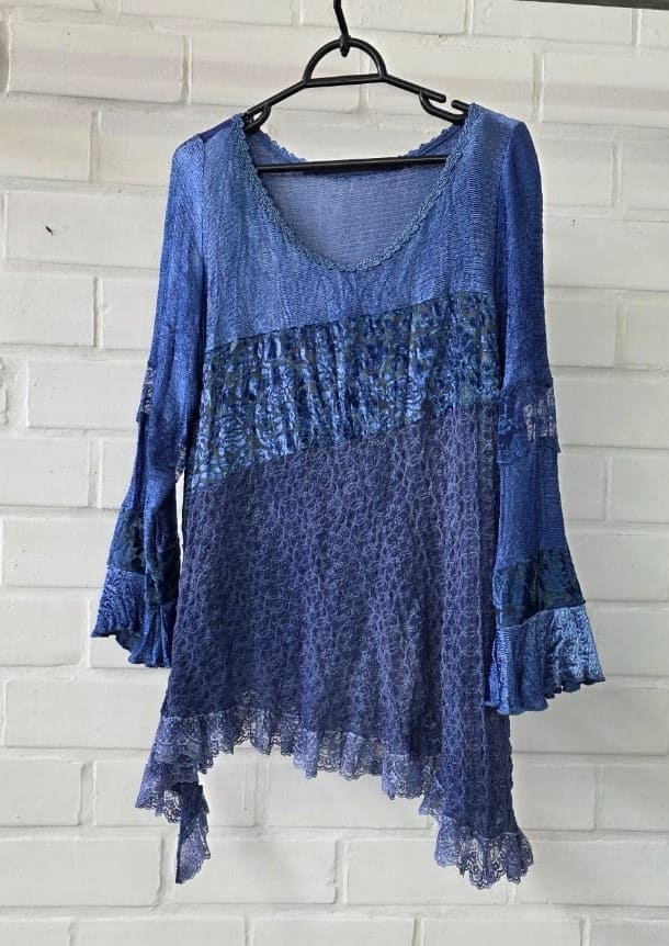 blusa de renda barra assimétrica - Imagem 6