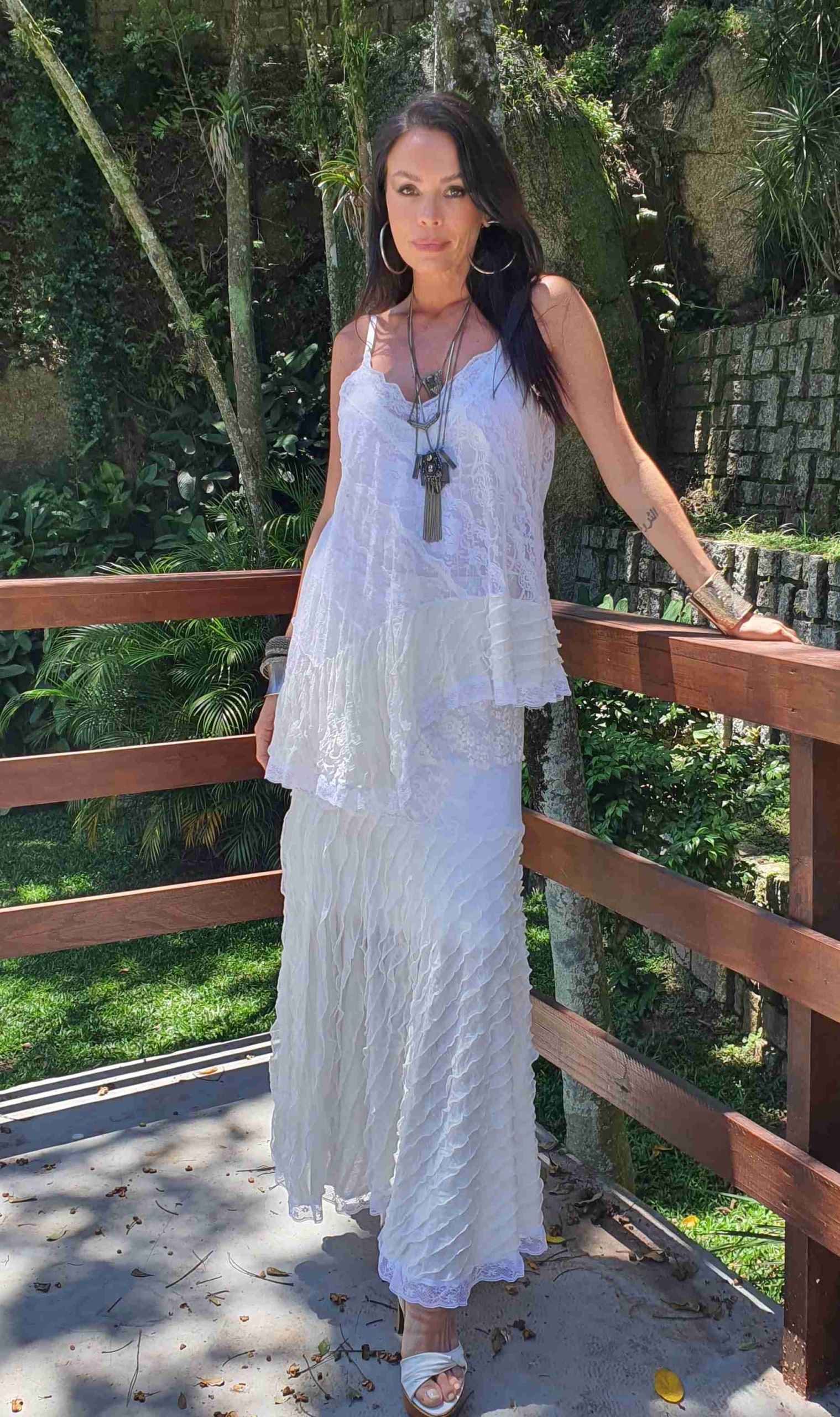 conjunto branco regata alcinha de bico