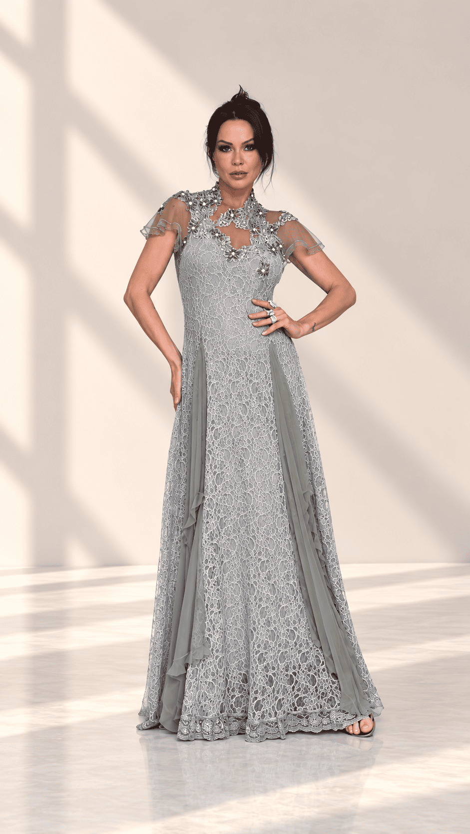 vestido de festa bordado - Imagem 4